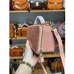 Handmade thickened vegetable-tanned leather trunks and bags